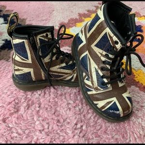 Dr. Marten Union Jack Boots